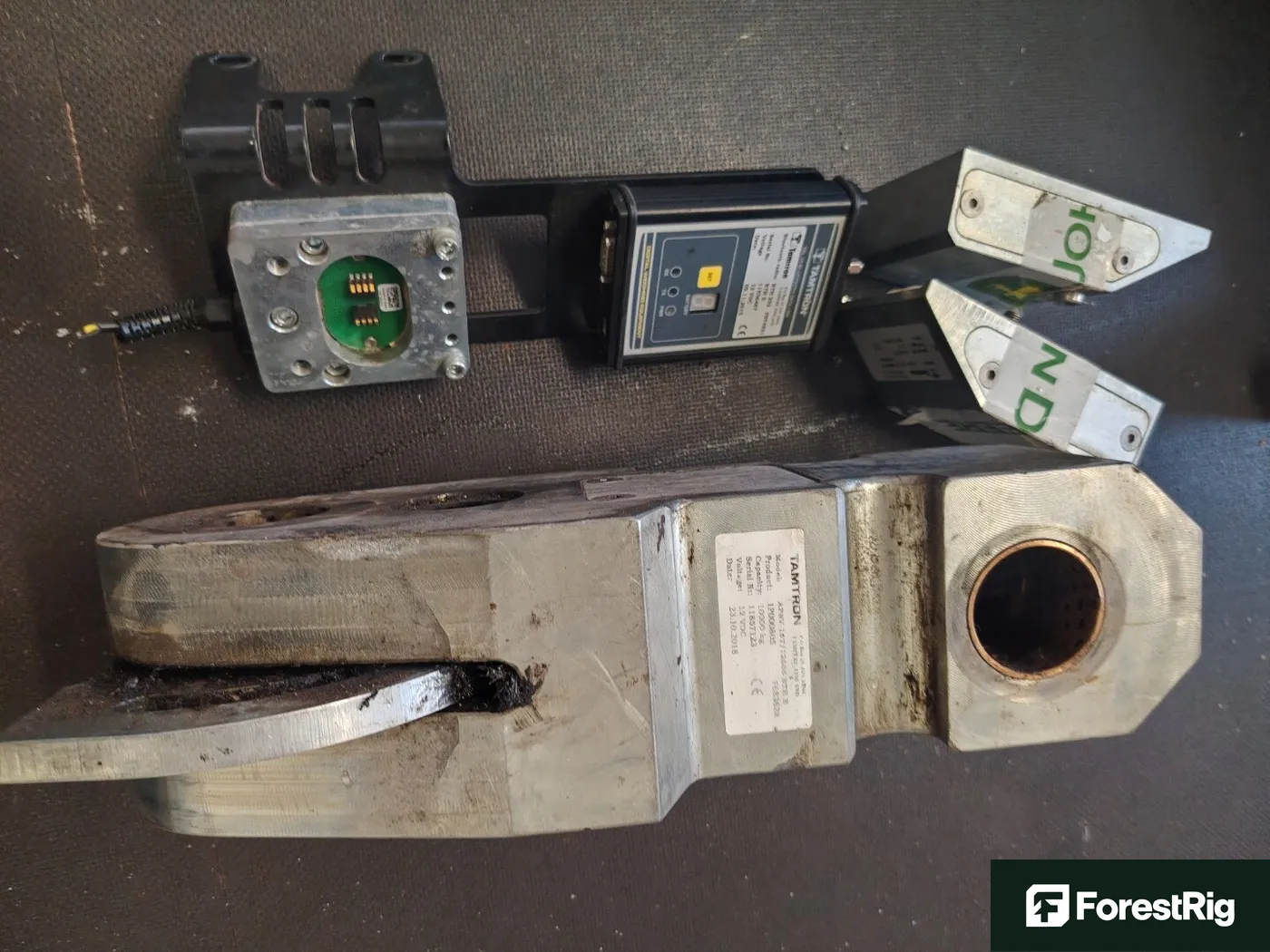 Tamron John Deere part